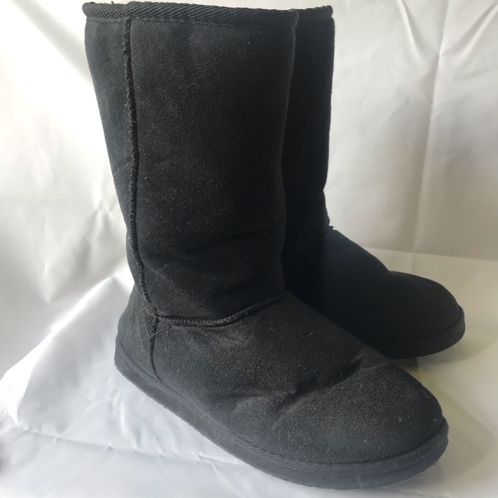 Black Boots